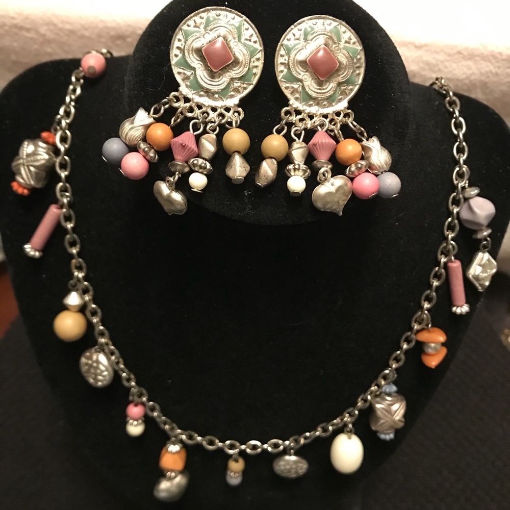 Vintage Metal & Plastic Necklace & Earrings Set
